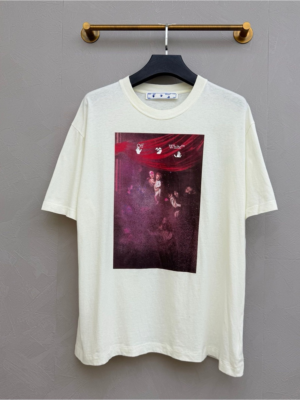 🚩steal Off-White Cream Short-Sleeve Tee with Red and Purple Graphic